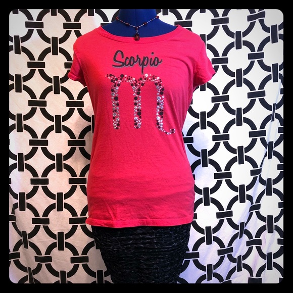 Horoscope Tee - Picture 1 of 7